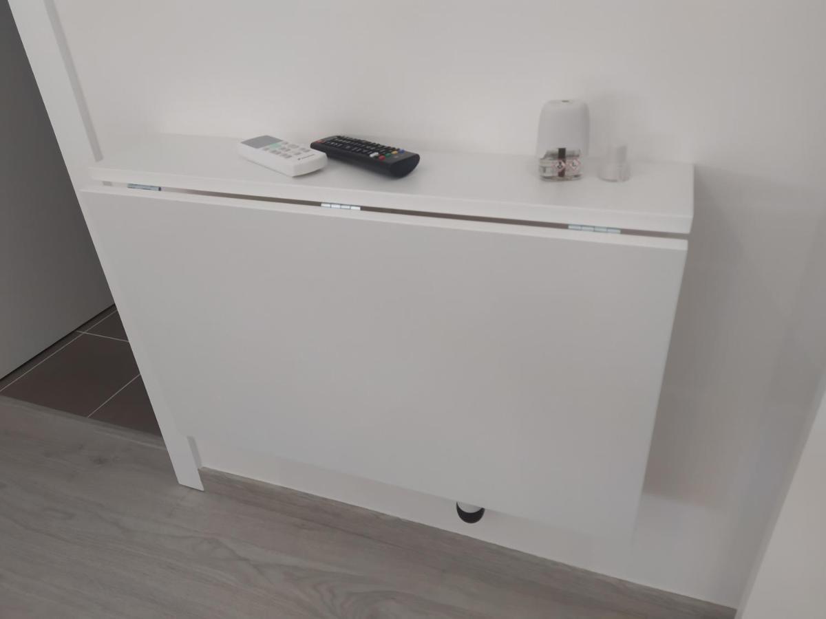 Hall 92 Quartos Com Wc Em Moradia Com Piscina A-Das-Lebres Лоурес Екстериор снимка