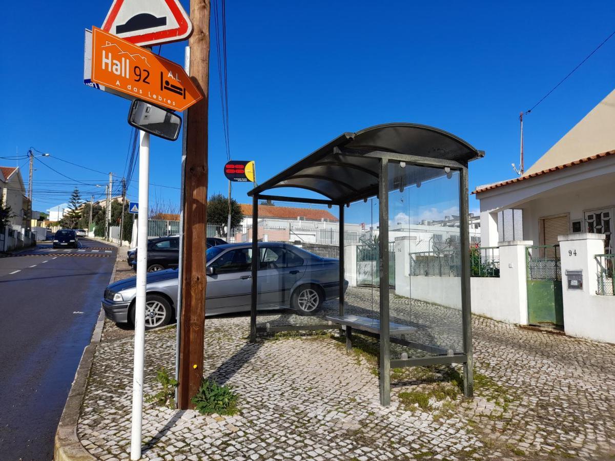 Hall 92 Quartos Com Wc Em Moradia Com Piscina A-Das-Lebres Лоурес Екстериор снимка