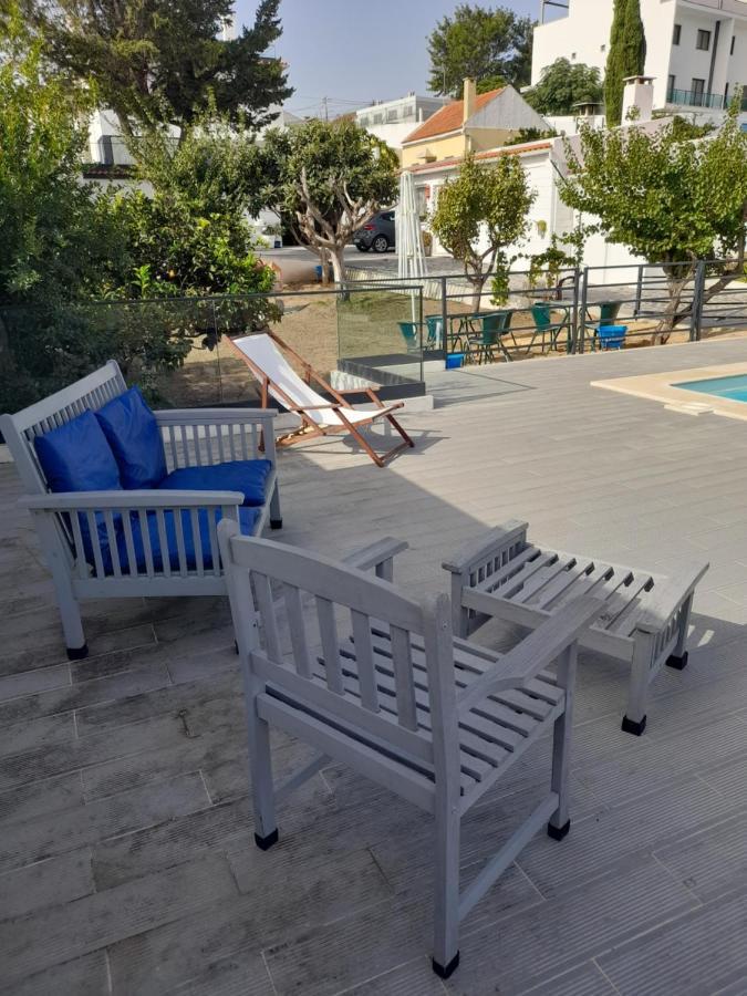 Hall 92 Quartos Com Wc Em Moradia Com Piscina A-Das-Lebres Лоурес Екстериор снимка
